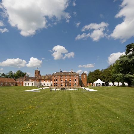 Oakley Hall Hotel Basingstoke Eksteriør bilde