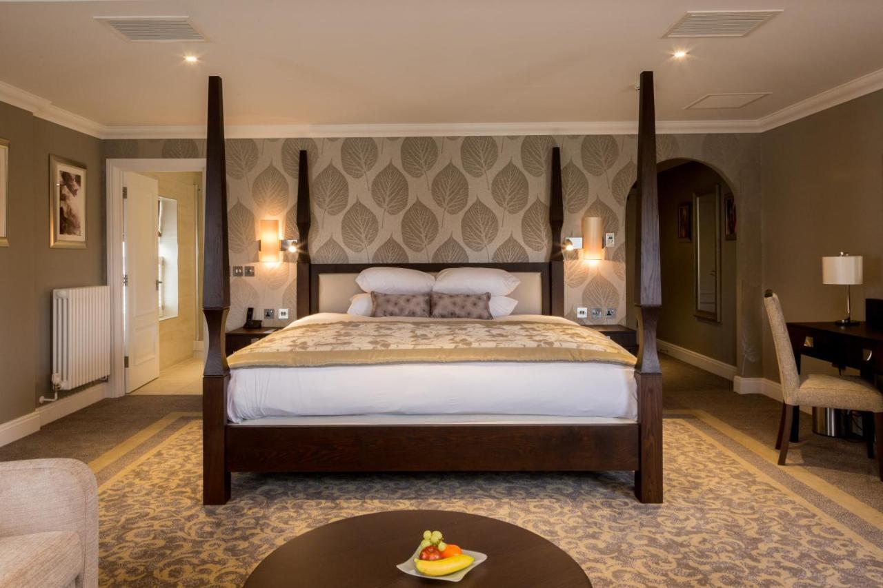 Oakley Hall Hotel Basingstoke Eksteriør bilde