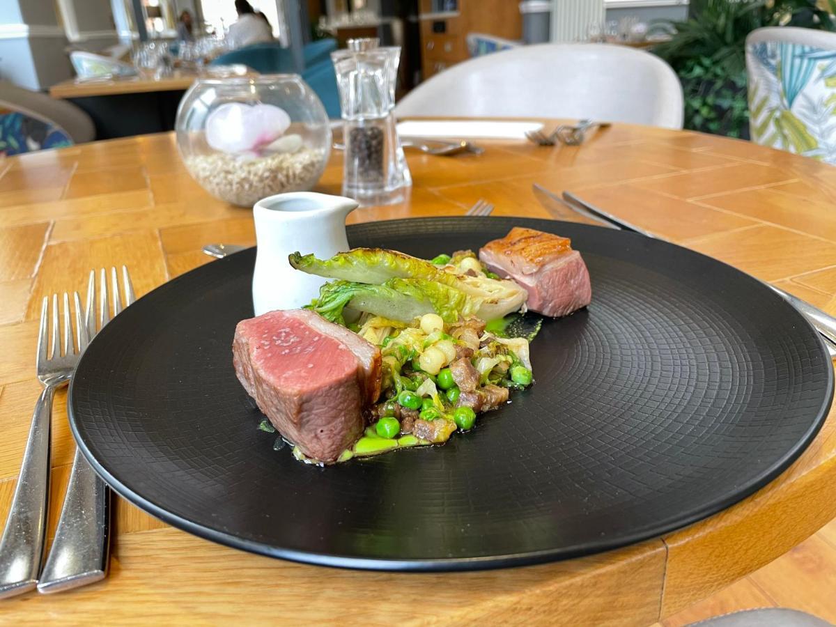 Oakley Hall Hotel Basingstoke Eksteriør bilde