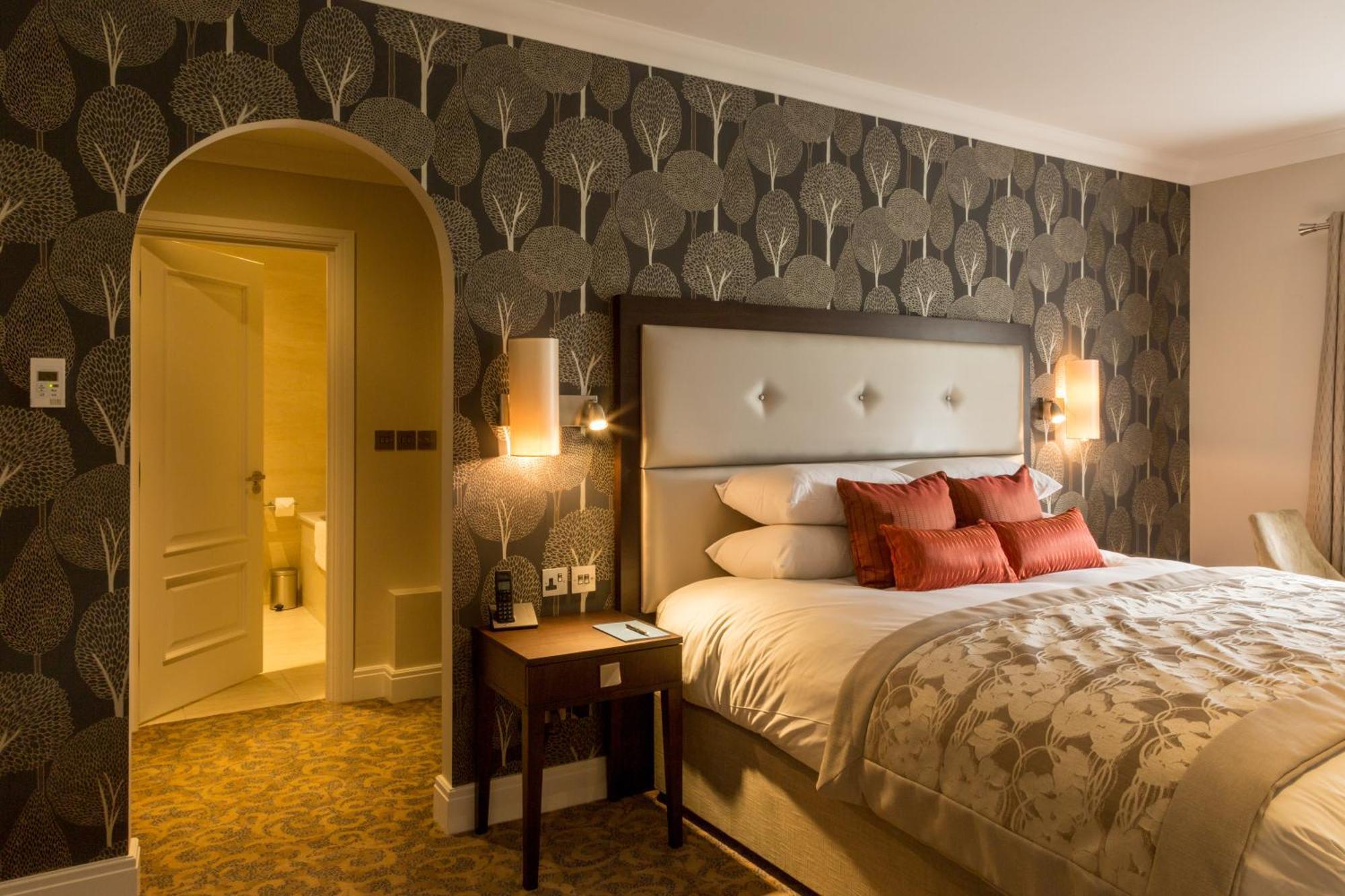 Oakley Hall Hotel Basingstoke Eksteriør bilde