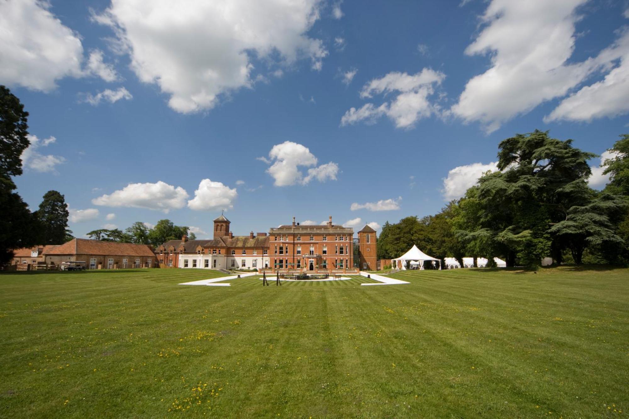 Oakley Hall Hotel Basingstoke Eksteriør bilde