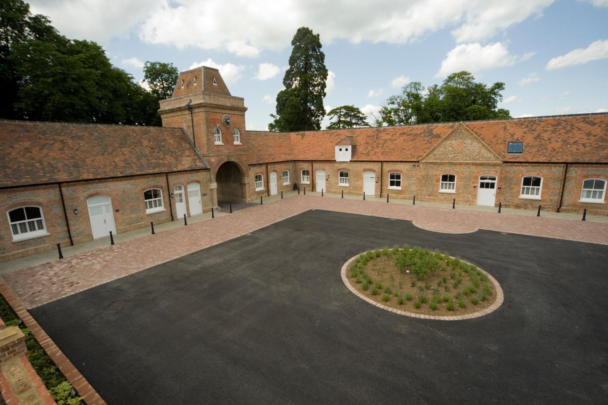 Oakley Hall Hotel Basingstoke Eksteriør bilde