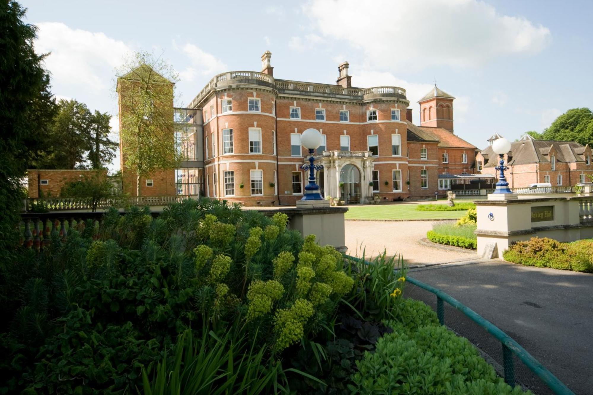 Oakley Hall Hotel Basingstoke Eksteriør bilde