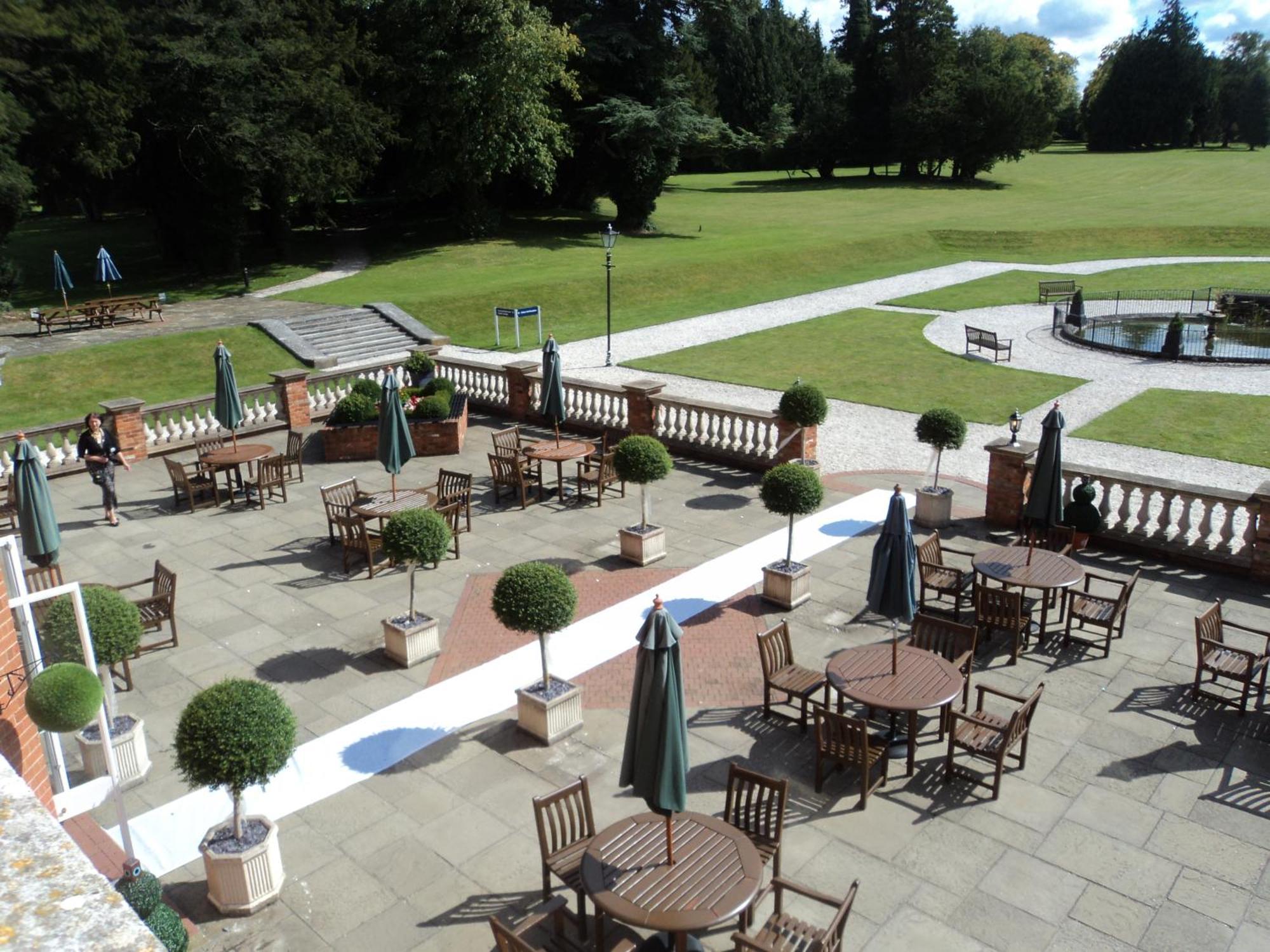 Oakley Hall Hotel Basingstoke Eksteriør bilde