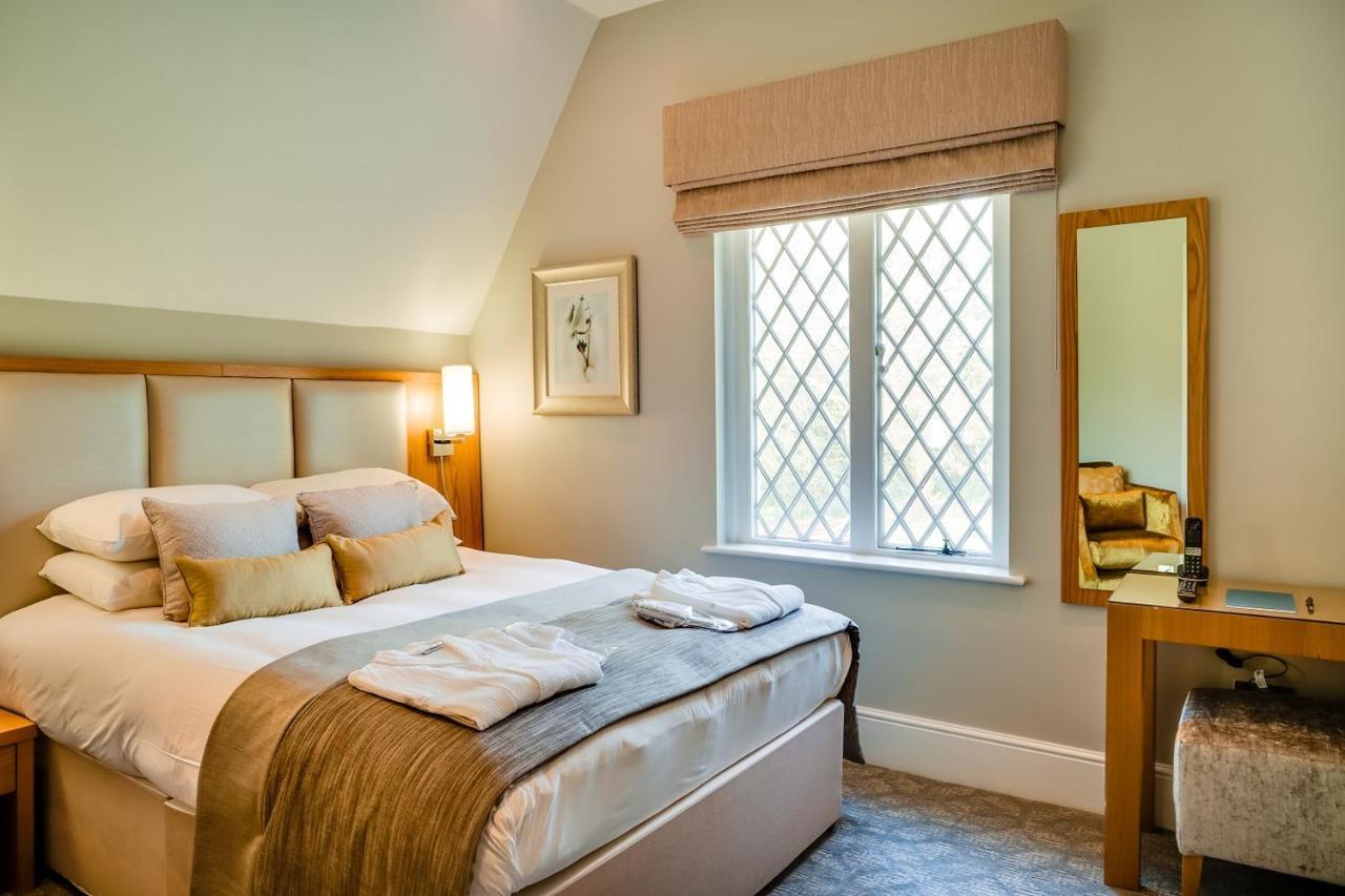 Oakley Hall Hotel Basingstoke Eksteriør bilde
